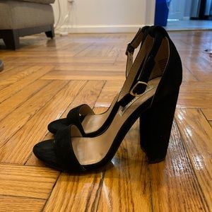Black suede Steve Madden Block heel